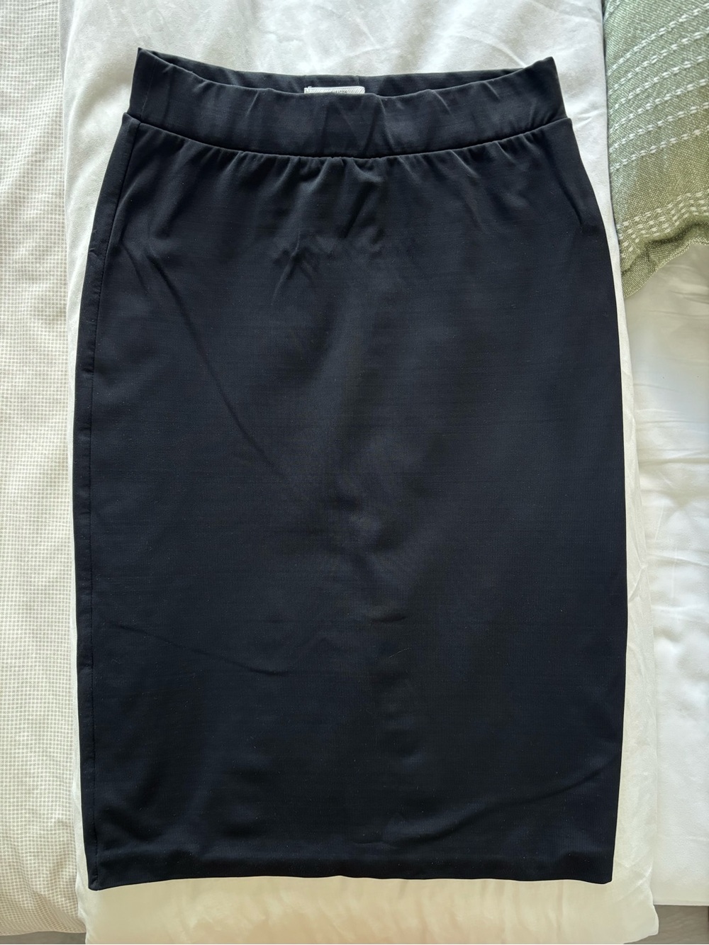 Babaton Black Contour Skirt